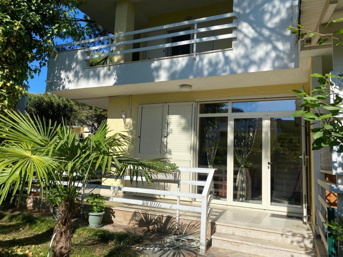 A Cozy Duplex In The Lalzi Bay Villa Durres Exterior photo